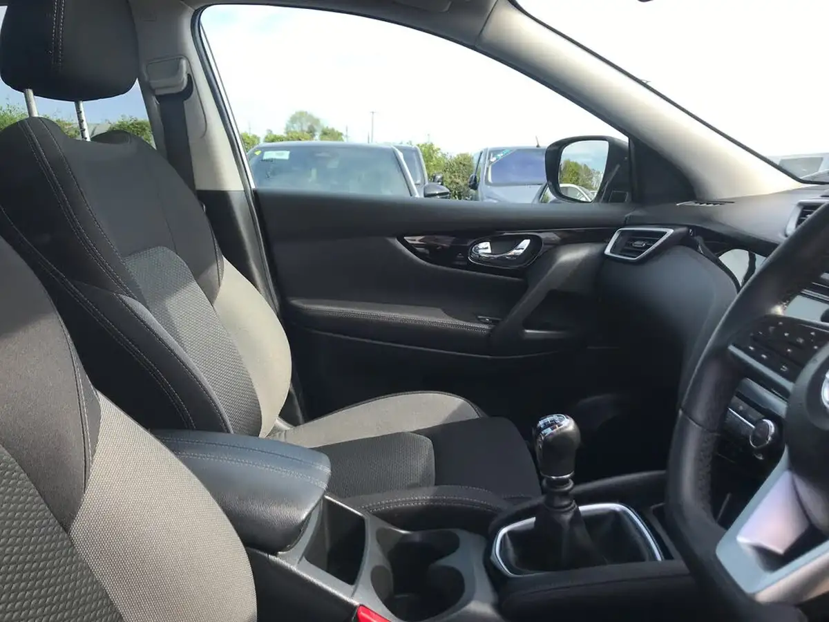 2021-nissan-qashqai-13-dig-t-n-connecta-140ps-big-3