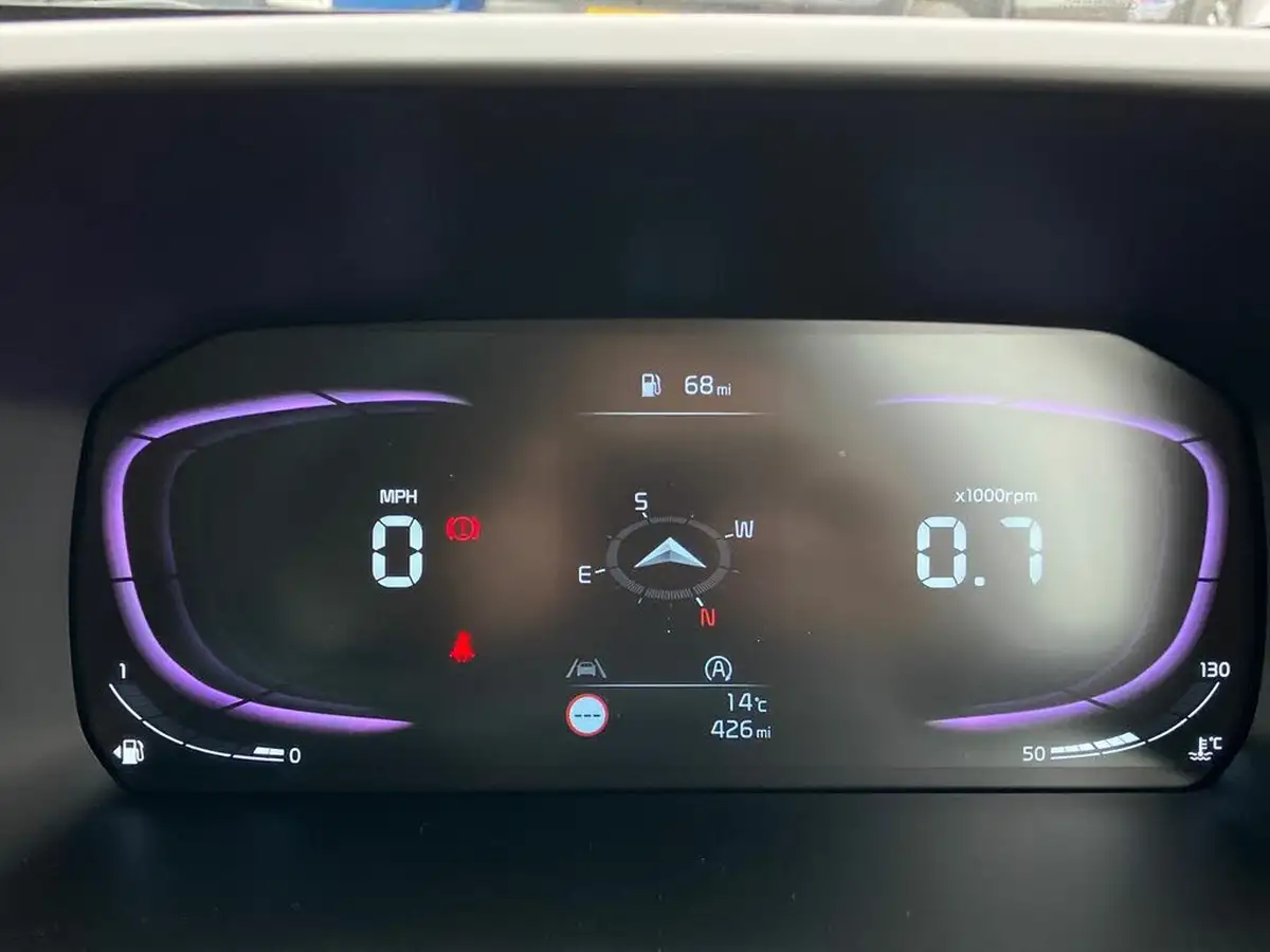 2025-kia-picanto-10-2-big-13