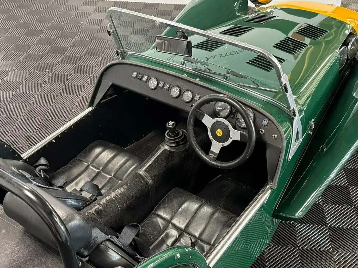 1995-caterham-super-seven-big-1