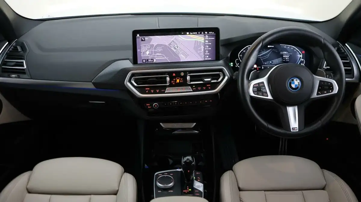 2022-bmw-x3-20-xdrive-30e-m-sport-big-12