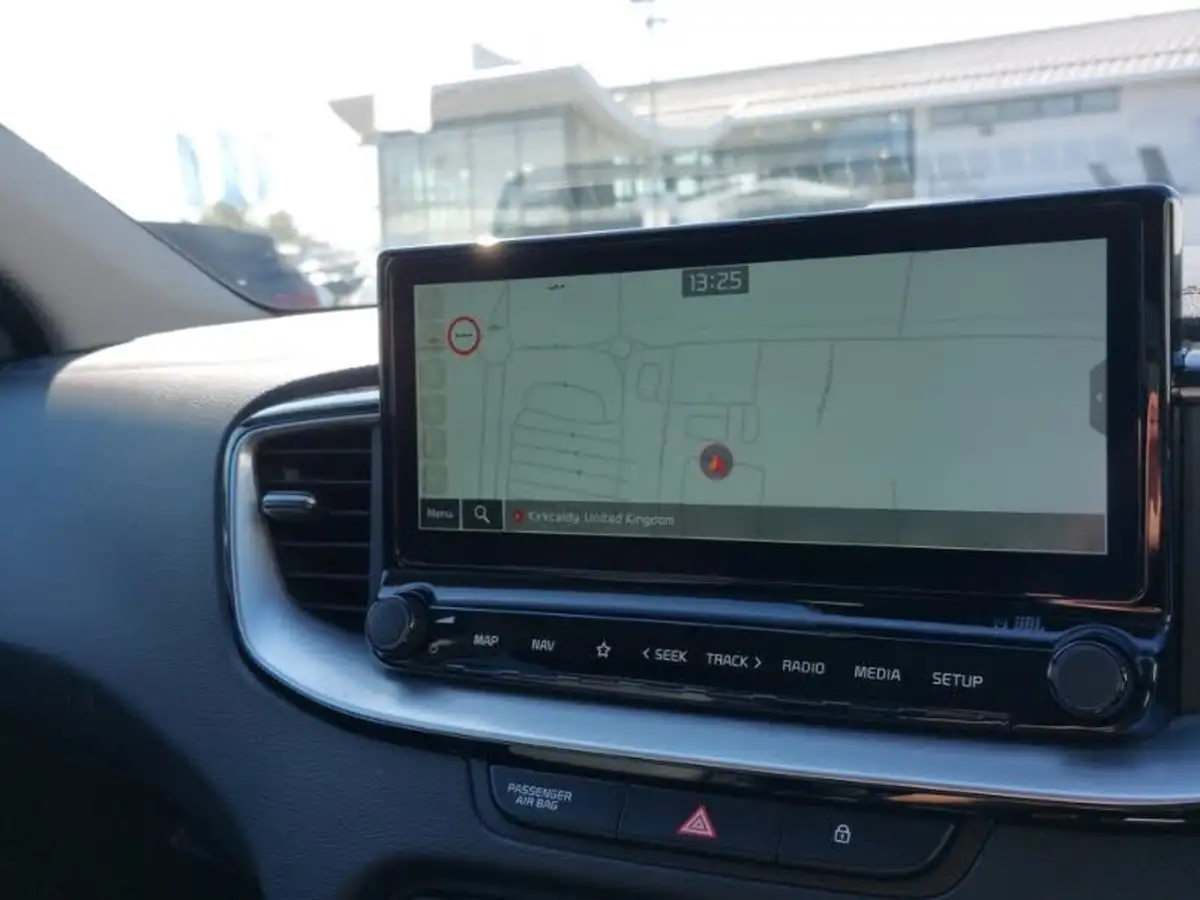 2022-kia-xceed-15-t-gdi-4-big-19