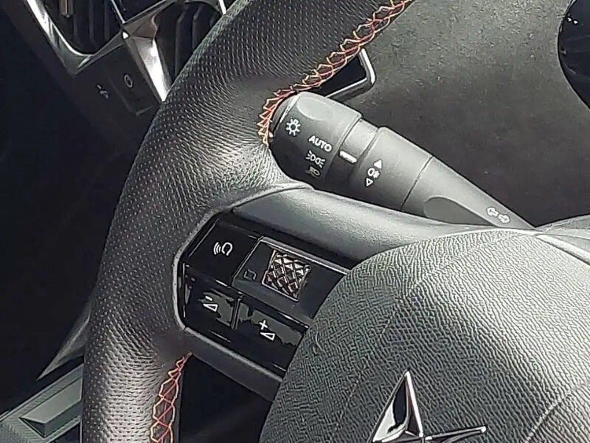2019-ds-ds-3-crossback-12-puretech-performance-line-100ps-big-15
