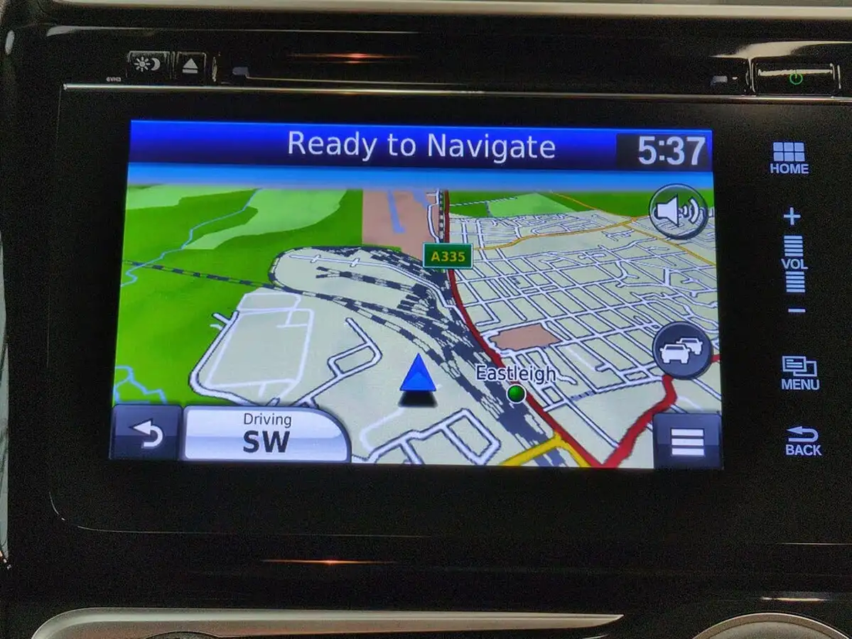 2019-honda-jazz-13-i-vtec-se-navi-big-4