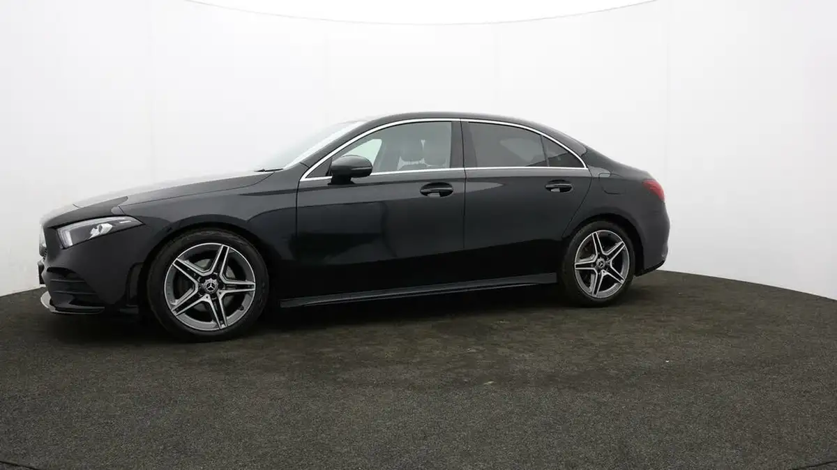 2020-mercedes-benz-a-class-13-a200-amg-line-saloon-4d-7g-dct-big-55
