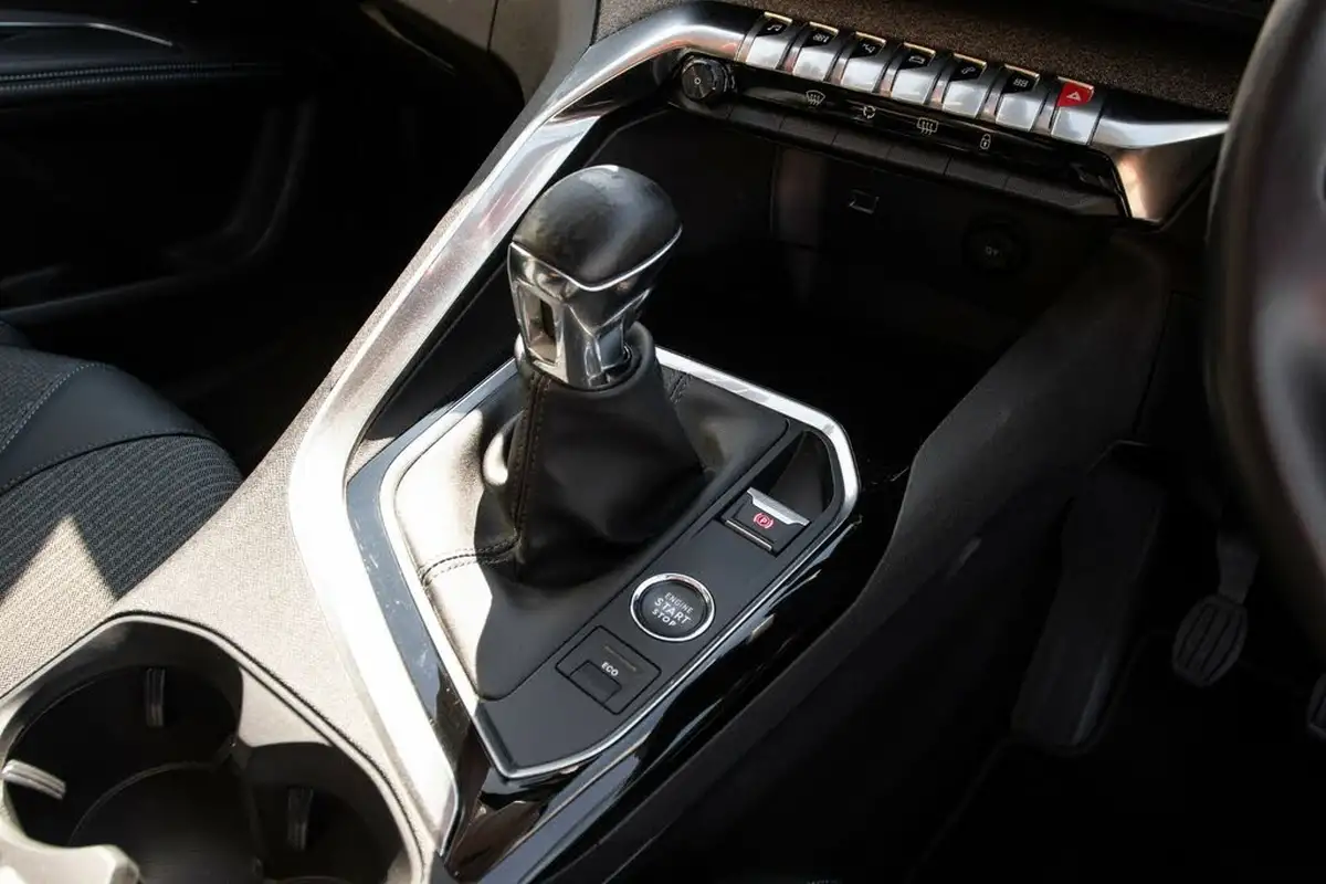 2022-peugeot-3008-suv-15-bluehdi-allure-premium-big-30
