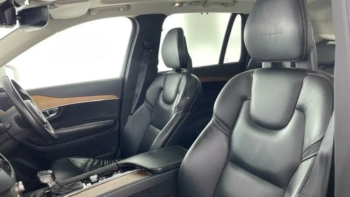 2017-volvo-xc90-20td-d5-inscription-auto-big-33