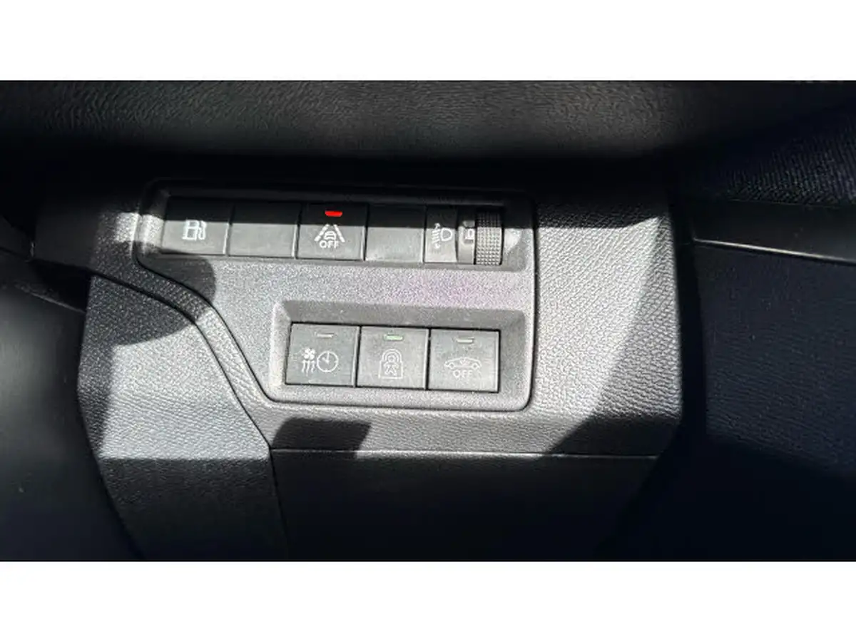 2022-peugeot-3008-suv-16-puretech-allure-premium-300bhp-4wd-hybrid4-big-33