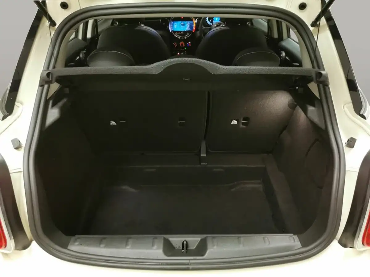 2021-mini-cooper-15-one-classic-5d-auto-big-31
