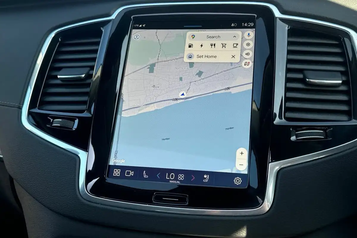 2024-volvo-xc90-20-t8-ultimate-dark-big-14