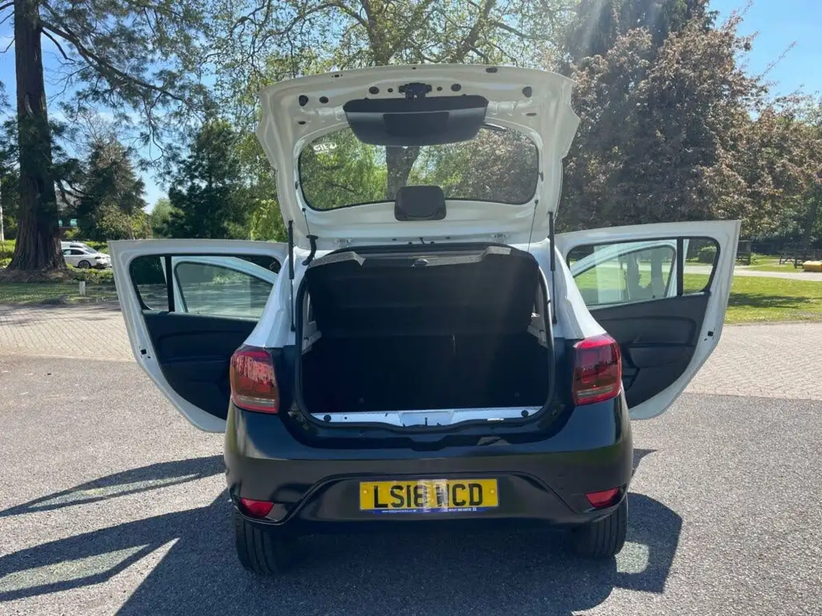 2018-dacia-sandero-10-sce-access-big-8