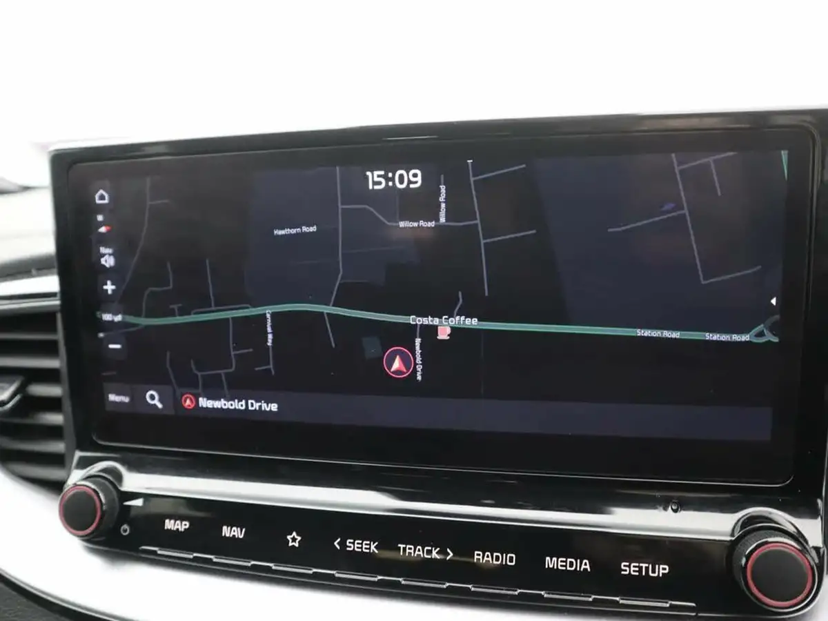 2022-kia-pro-ceed-15-t-gdi-gt-line-big-11