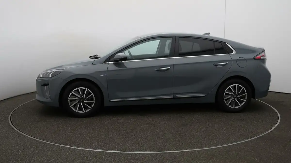 2021-hyundai-ioniq-e-premium-se-electric-100kw-big-59