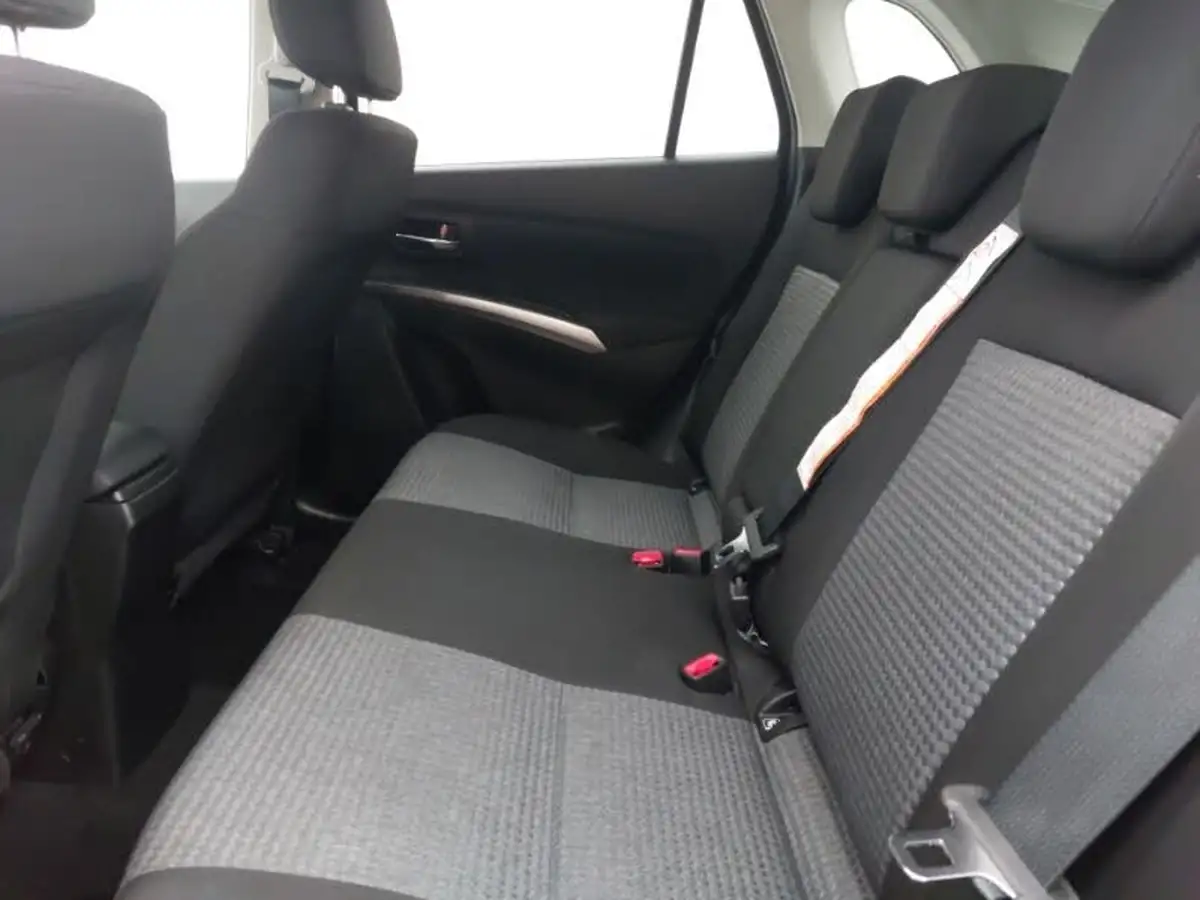 2023-suzuki-s-cross-14-boosterjet-motion-big-5