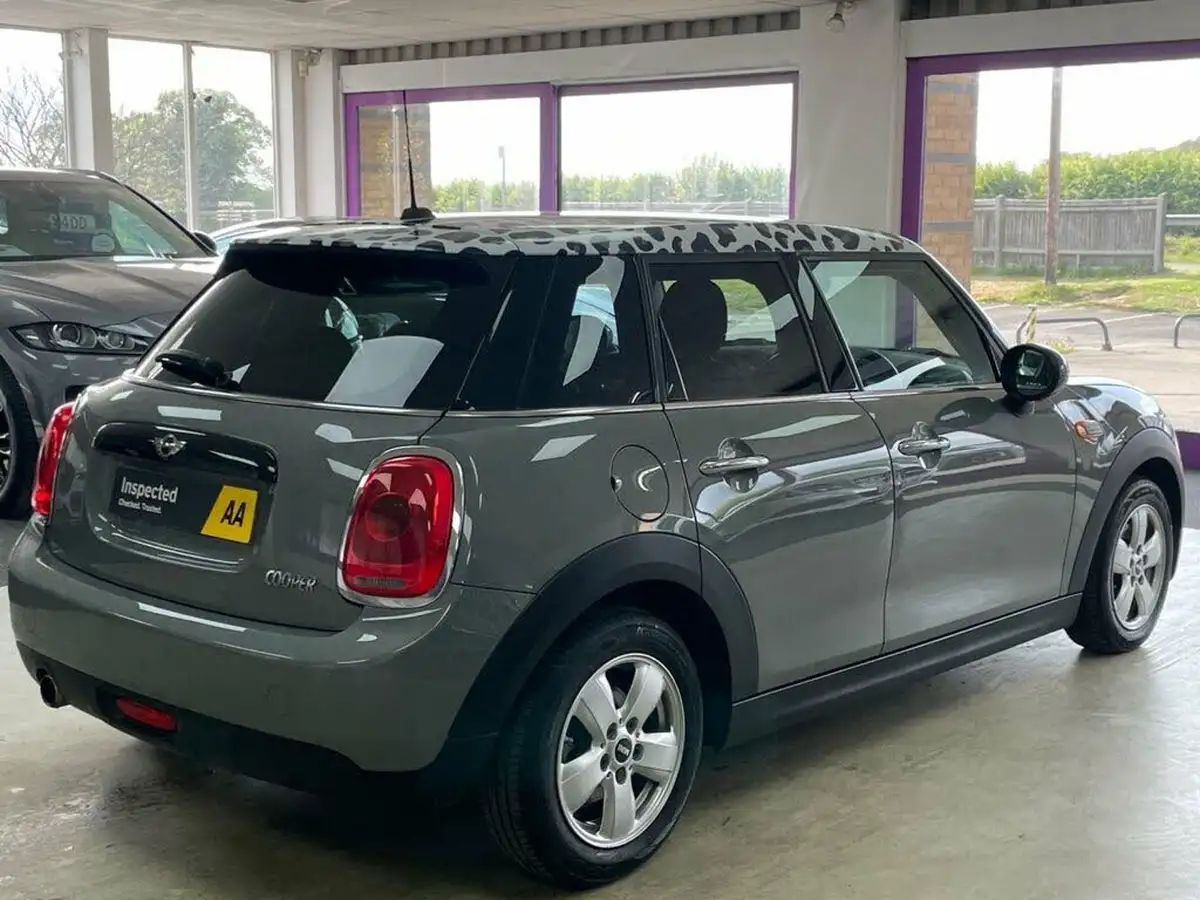 2017-mini-cooper-15-cooper-ss-hatchback-5d-big-9