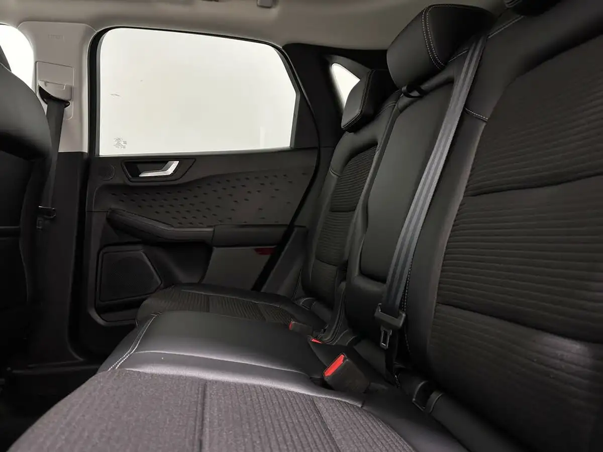 2020-ford-kuga-15-titanium-first-edition-big-38