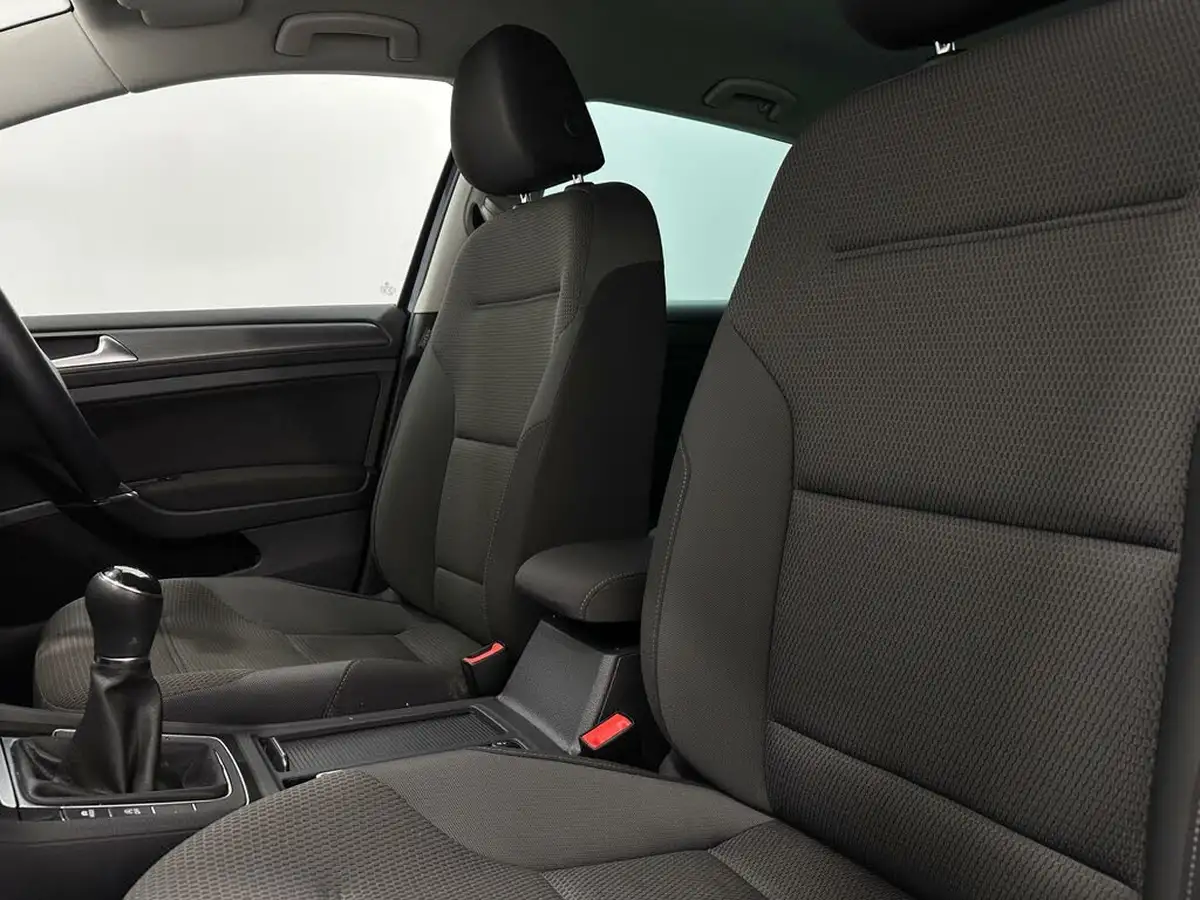 2020-volkswagen-golf-15-tsi-match-edition-150ps-hatchback-big-35