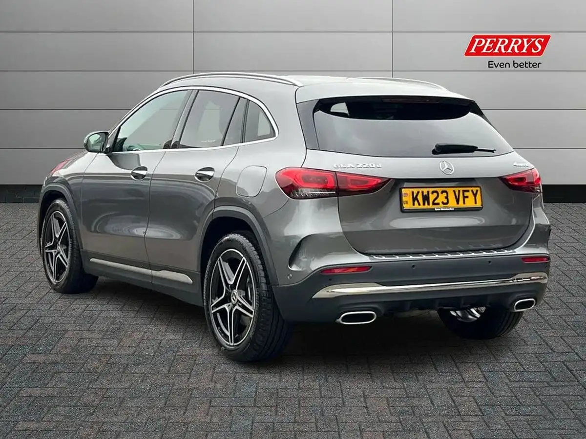 2023-mercedes-benz-gla-class-20d-gla-220d-amg-line-premium-station-wagon-big-1