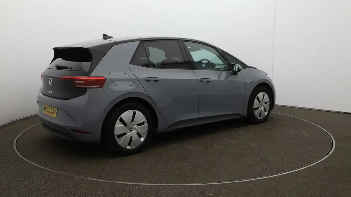 2022-volkswagen-id3-e-family-145ps-big-43