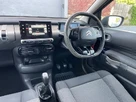 2015-citroen-c4-cactus-16bluehdi-feel-small-8