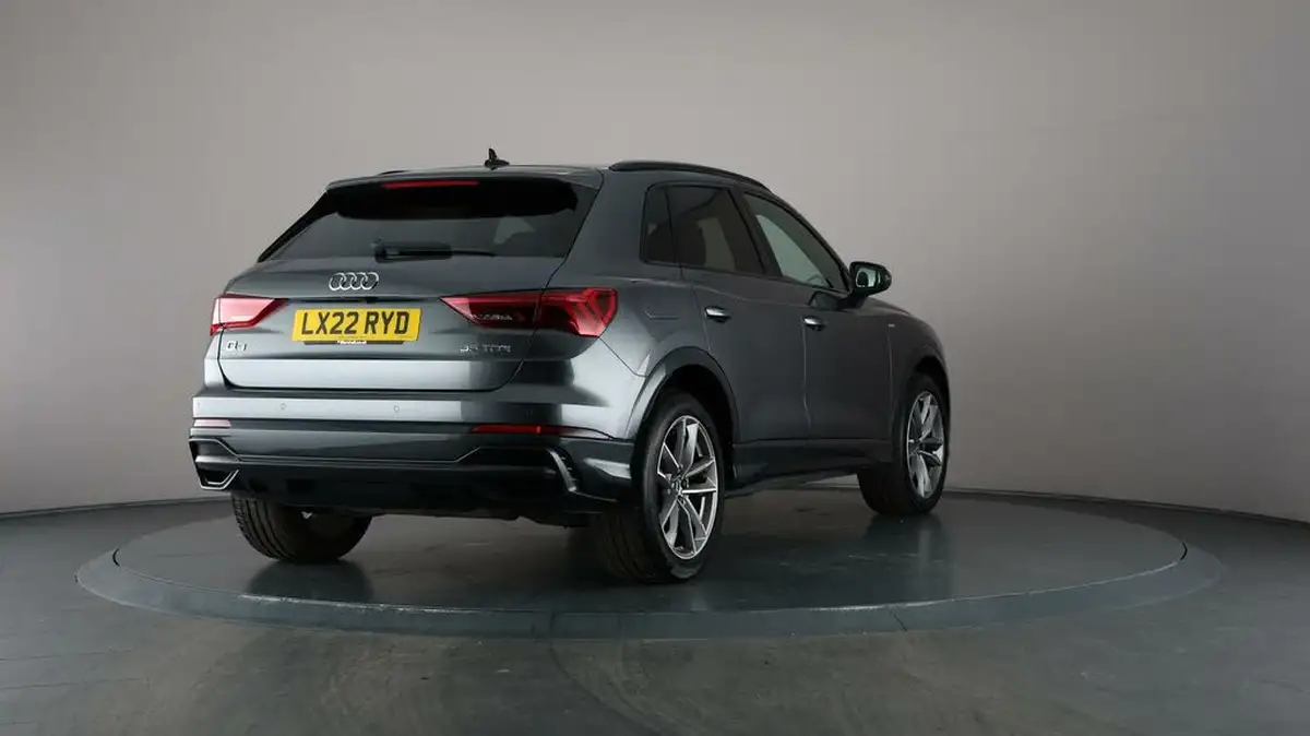 2022-audi-q3-15-35-tfsi-black-edition-codcomfort-sound-pack-station-wagon-big-65