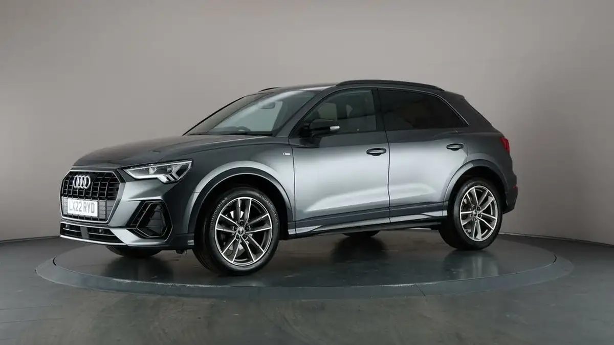 2022-audi-q3-15-35-tfsi-black-edition-codcomfort-sound-pack-station-wagon-big-37