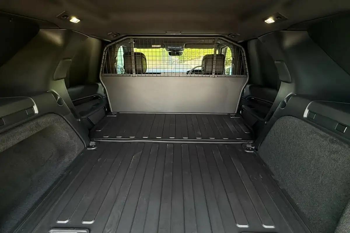 2025-land-rover-discovery-30-d350-commercial-se-big-35