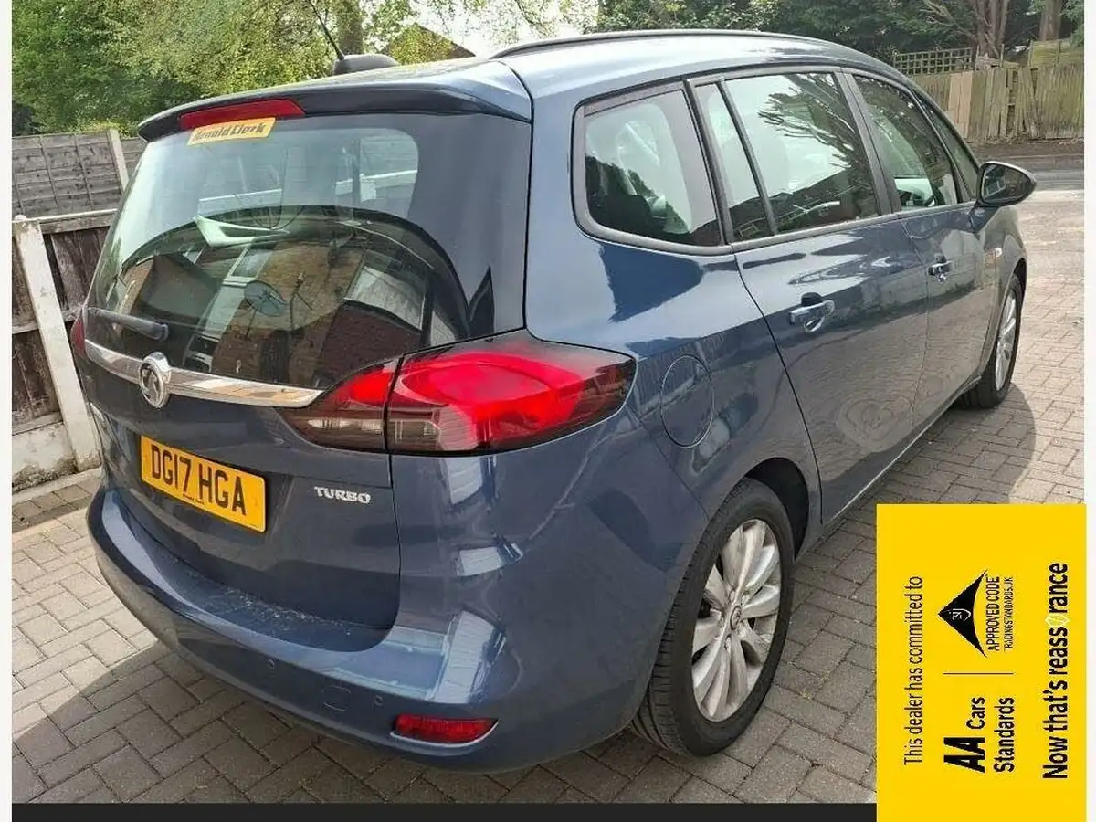 2017-vauxhall-zafira-tourer-14i-16v-turbo-design-auto-big-3