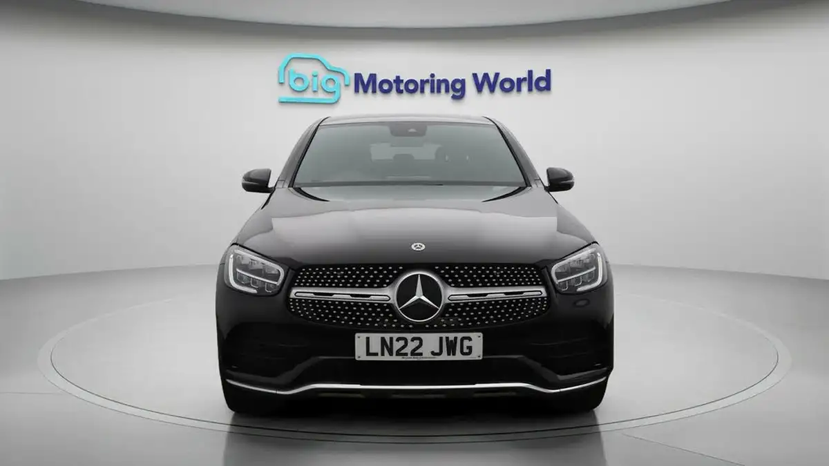 2022-mercedes-benz-glc-class-20d-glc300d-amg-line-premium-244ps-coupe-4d-1950cc-big-2