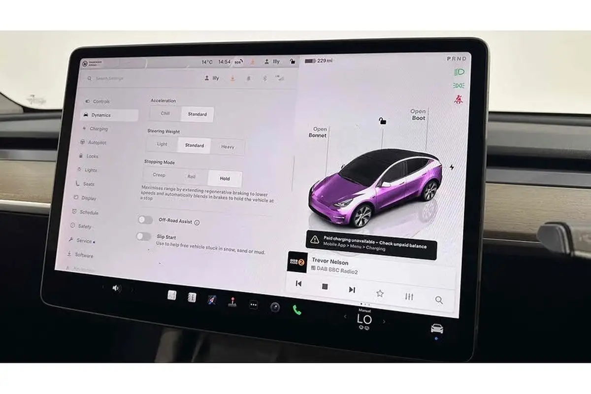 2022-tesla-model-y-e-long-range-big-43
