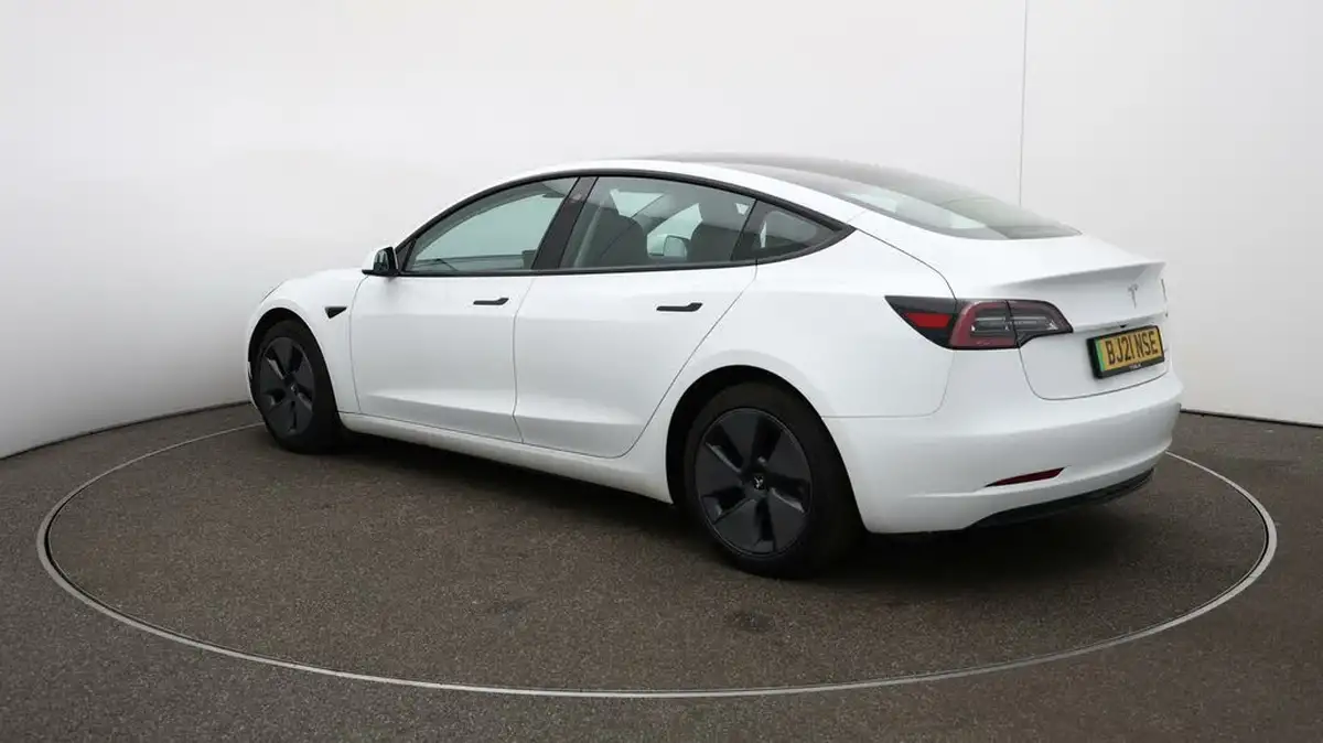 2021-tesla-model-3-e-long-range-4x4-big-55