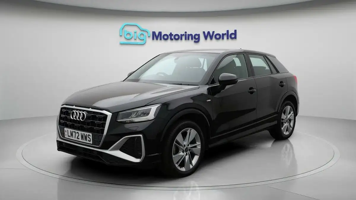 2022-audi-q2-15-35-tfsi-s-line-tronic-big-3