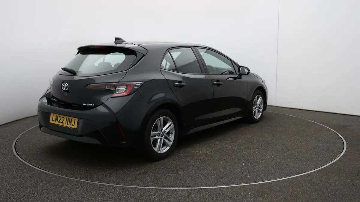 2022-toyota-corolla-18-vvt-i-icon-120bhp-trk-hatchback-5d-big-44