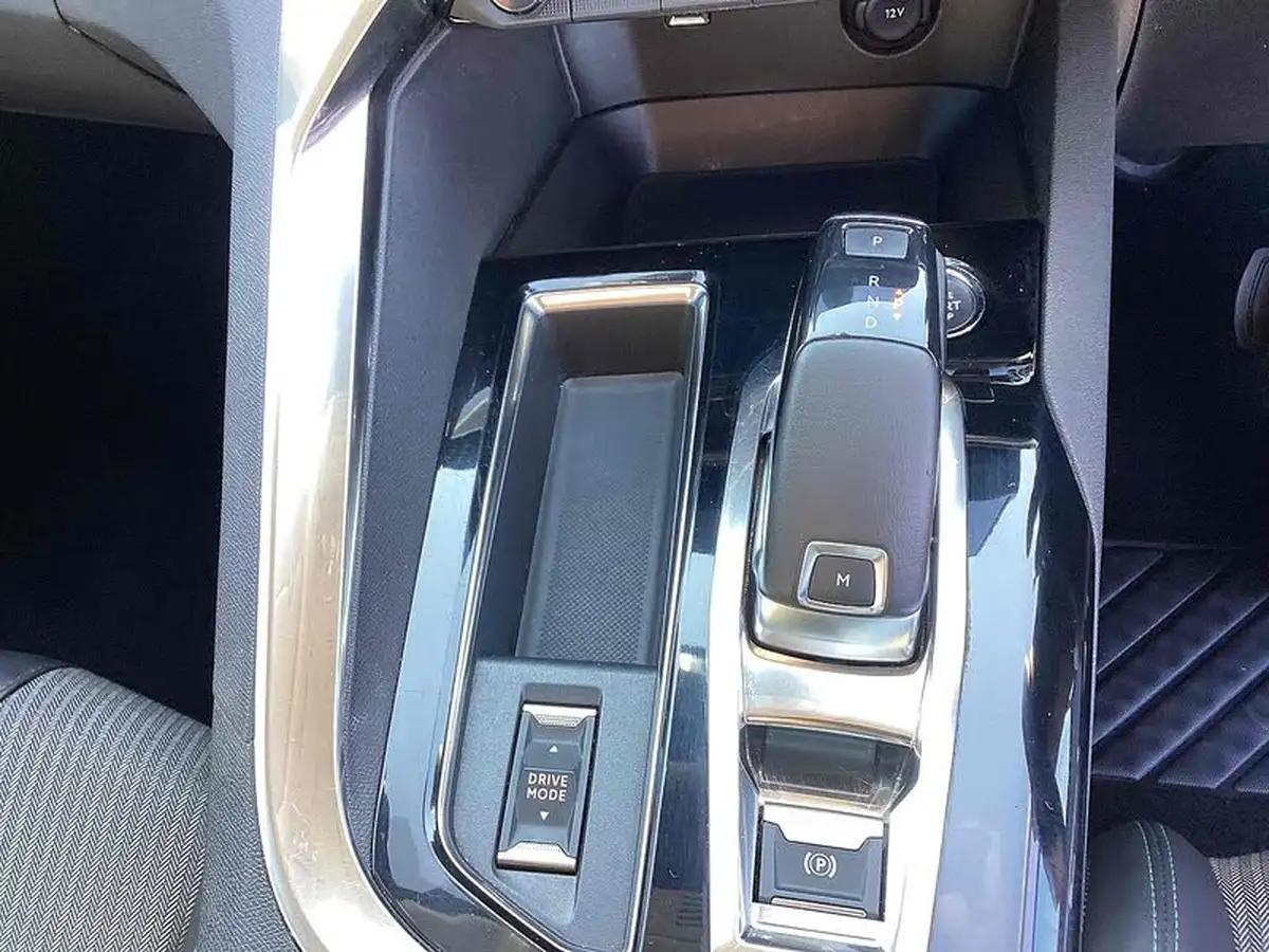 2021-peugeot-3008-suv-15-bluehdi-allure-eat8-big-17