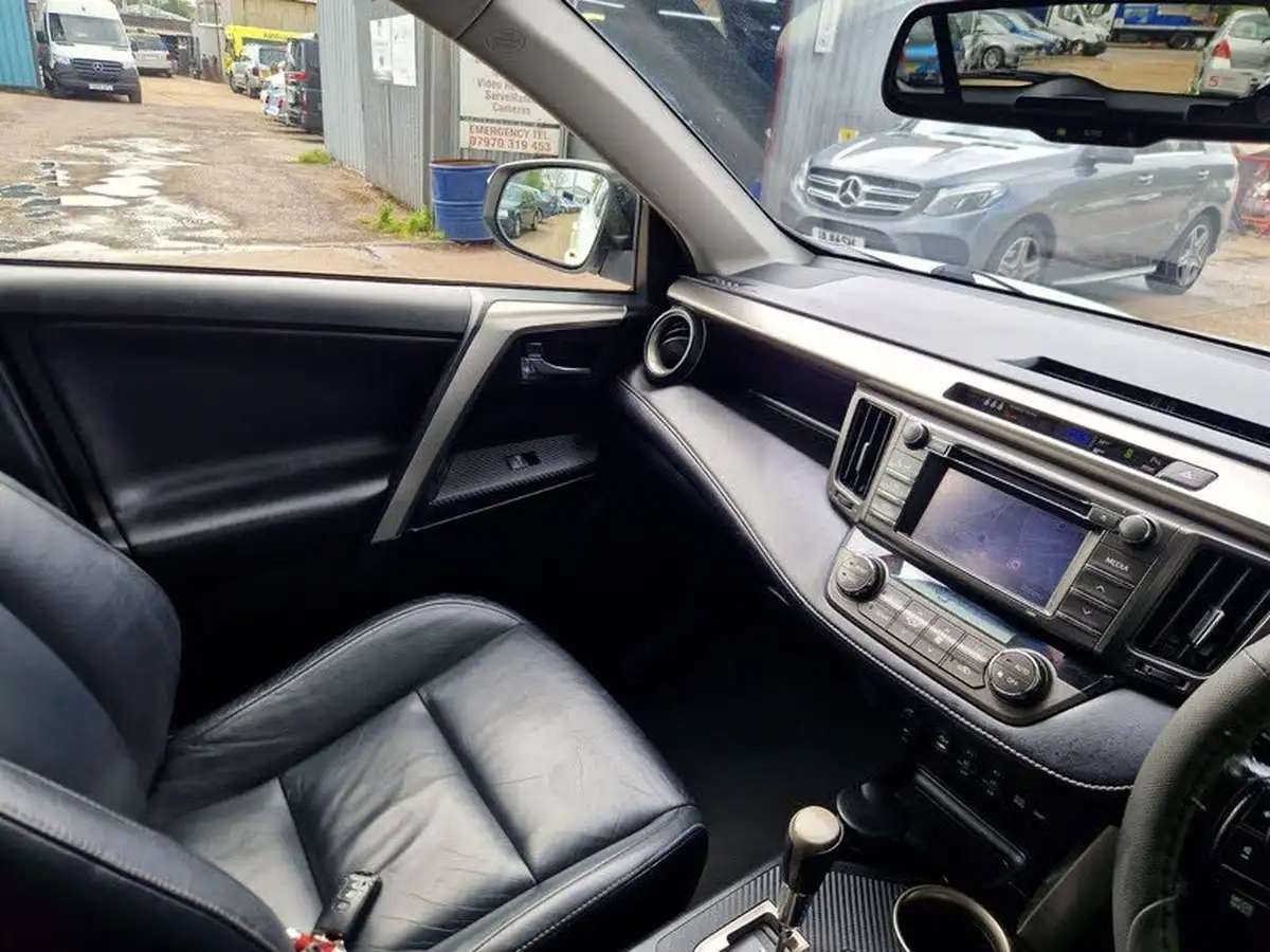 2013-toyota-rav4-22td-invincible-22d-cat-auto-big-20