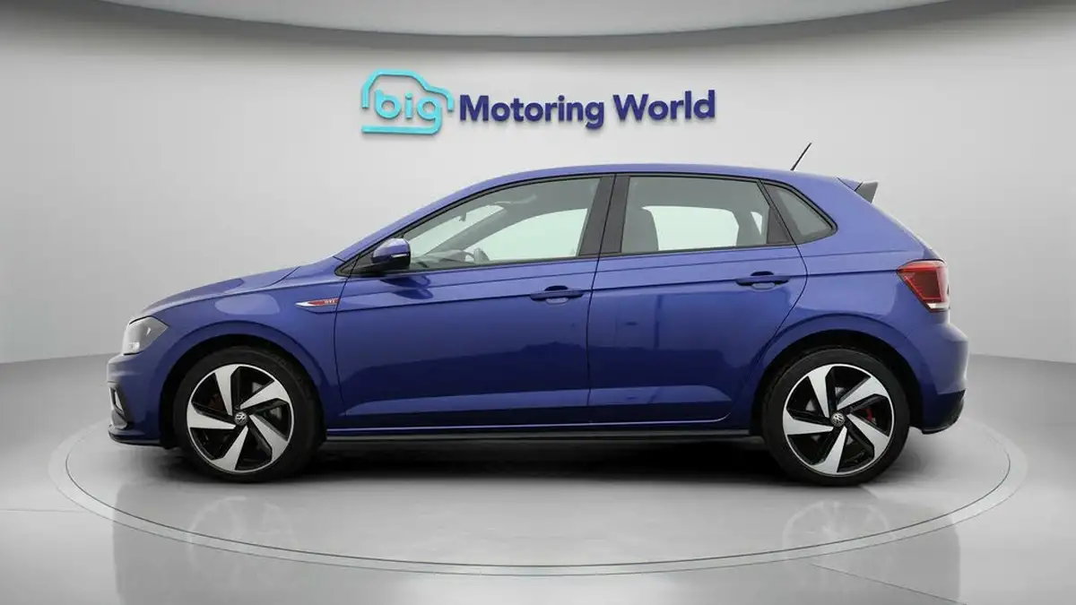 2019-volkswagen-polo-20-tsi-gti-big-3