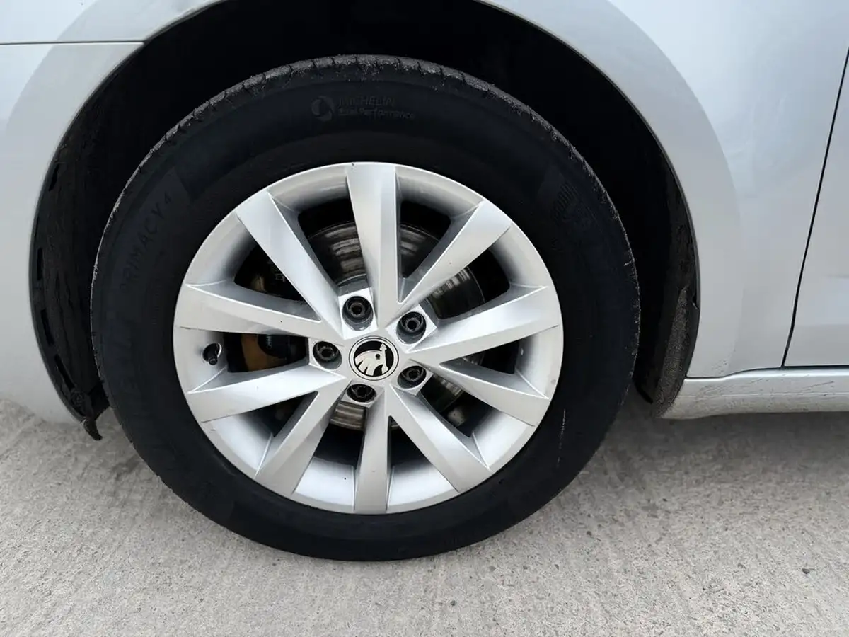 2020-skoda-octavia-10-tsi-s-hatchback-big-51