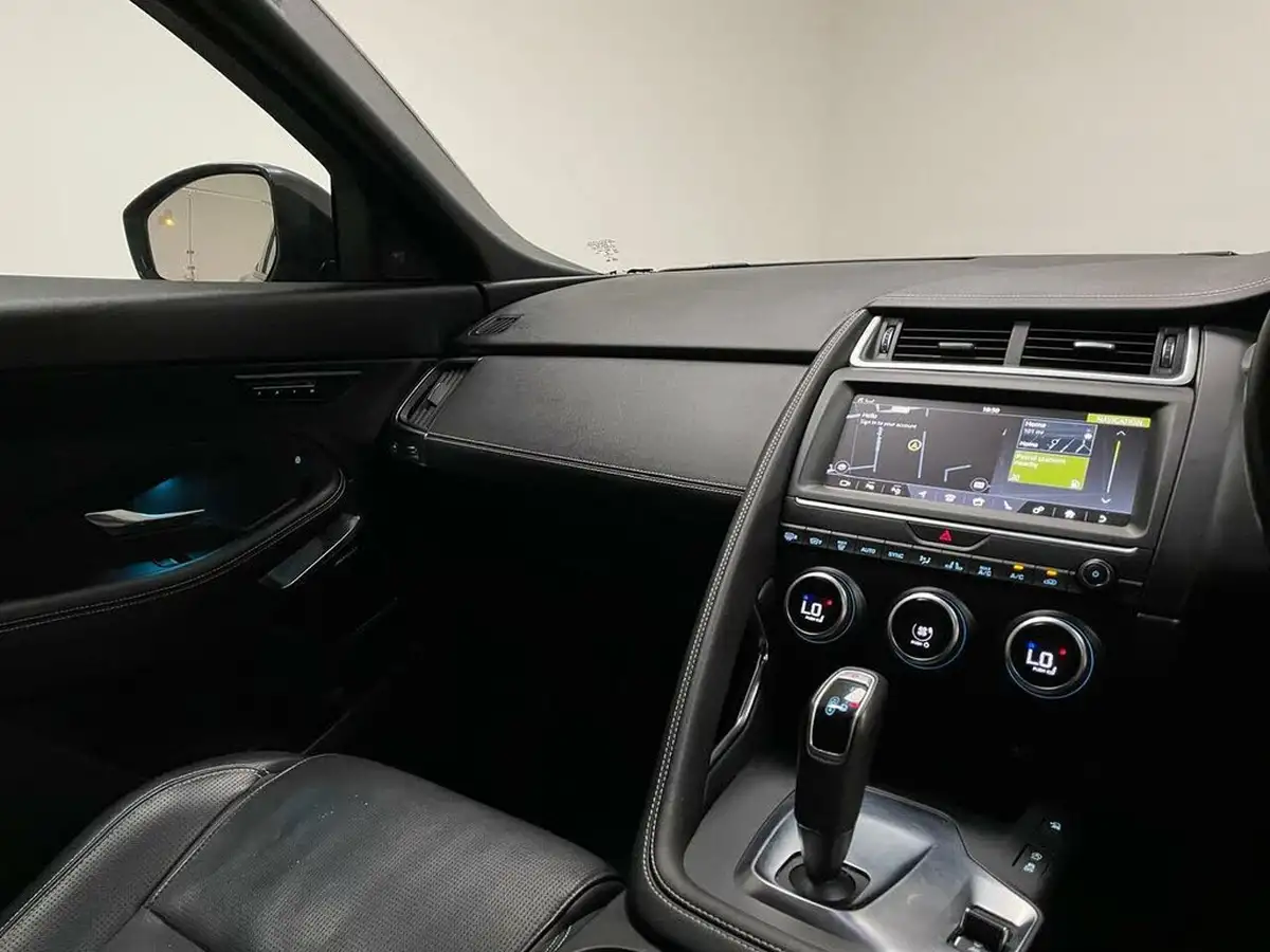 2020-jaguar-e-pace-20-i4d-r-dynamic-hse-180ps-big-9