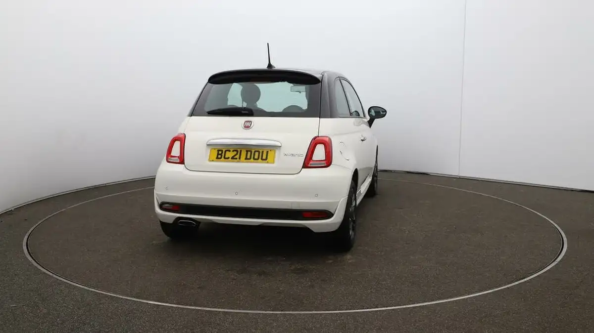 2021-fiat-500-10-hey-google-big-46