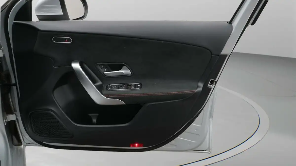 2021-mercedes-benz-a-class-20d-a220d-amg-line-hatchback-5d-big-15