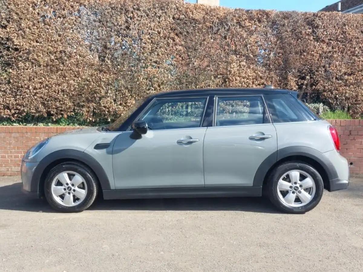 2022-mini-cooper-15-cooper-classic-hatchback-5d-big-3