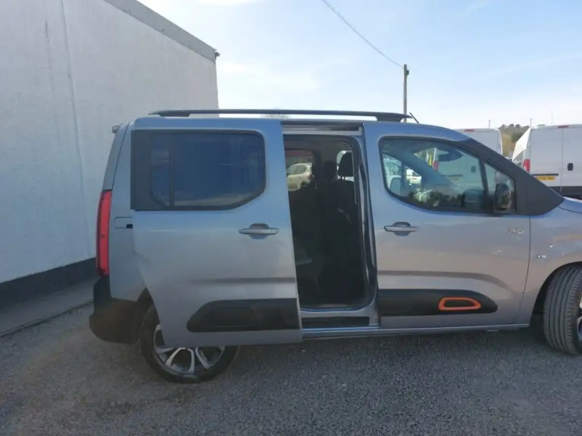 2023-citroen-berlingo-e-flair-xtr-m-size-big-11