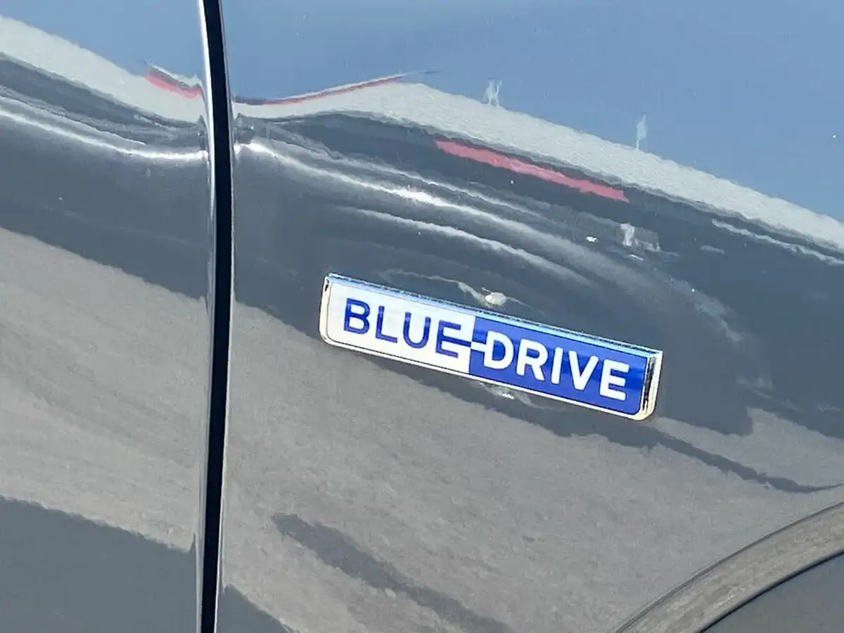 2020-hyundai-kona-e-premium-se-64kwh-7kw-obc-big-31