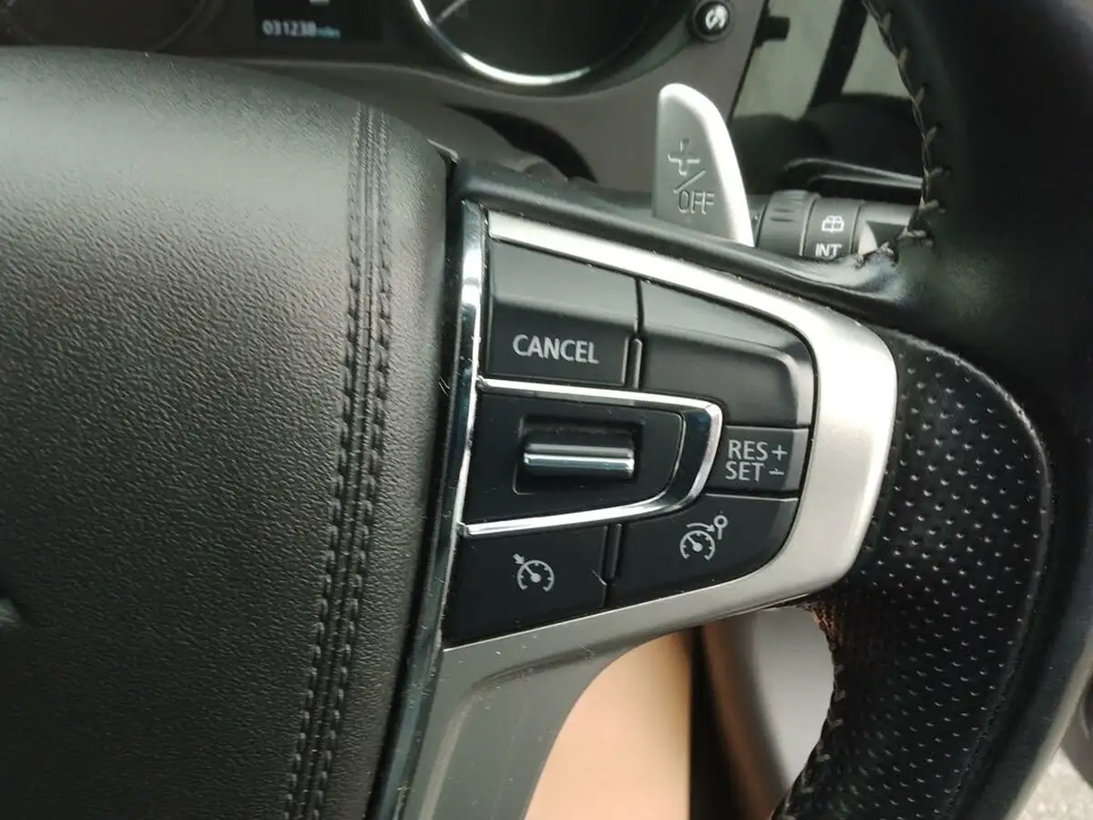 2019-mitsubishi-outlander-24-dynamic-phev-big-47