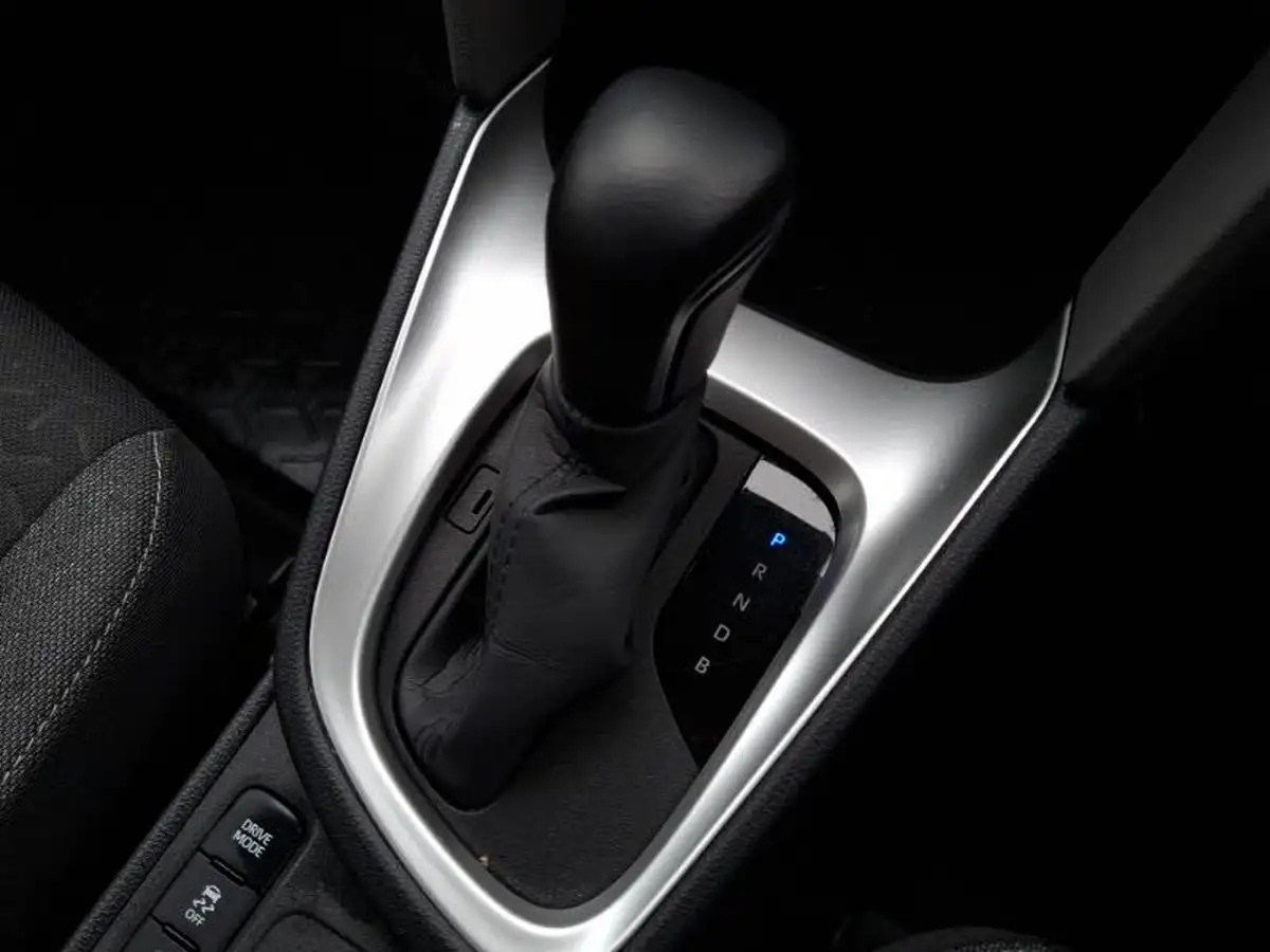 2022-toyota-yaris-cross-15-vvt-i-icon-big-13