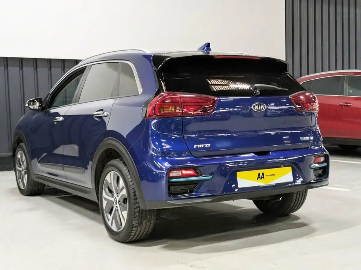2021-kia-e-niro-ev-3-big-6