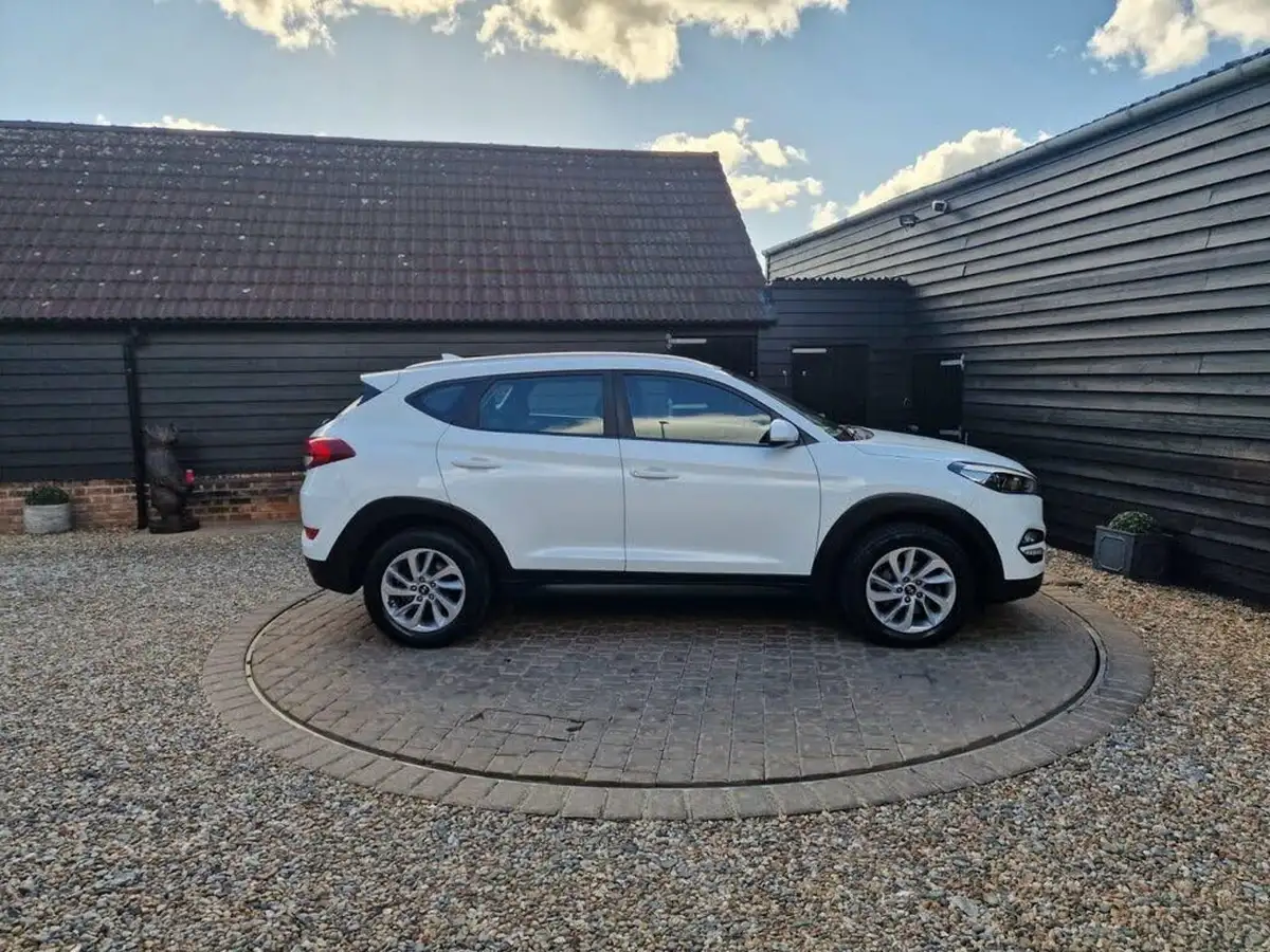 2018-hyundai-tucson-16-gdi-blue-drive-se-big-4