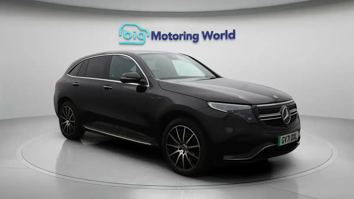 2021-mercedes-benz-eqc-e-eqc-400-amg-line-big-1