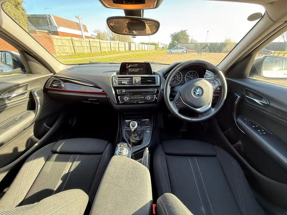 2016-bmw-1-series-15td-116d-sport-5d-big-19