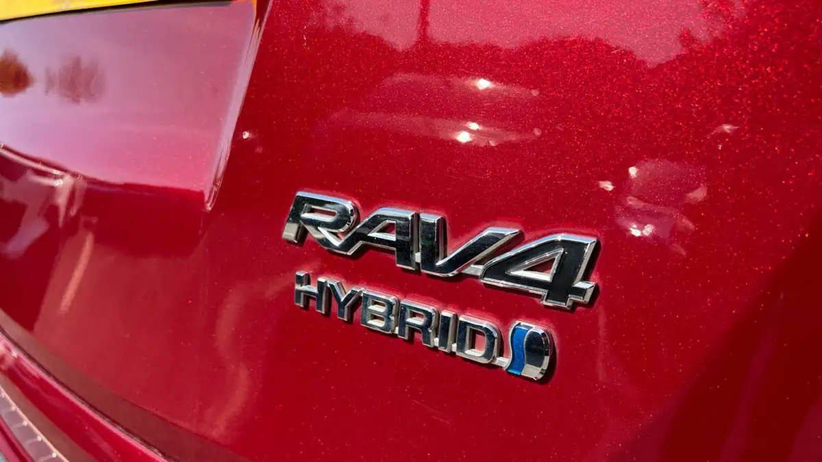 2018-toyota-rav4-25-vvt-i-icon-tech-big-35
