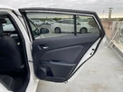 2017-toyota-prius-small-29